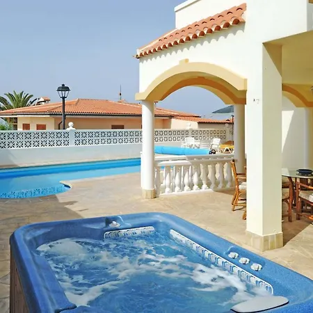 Madrina Villa *